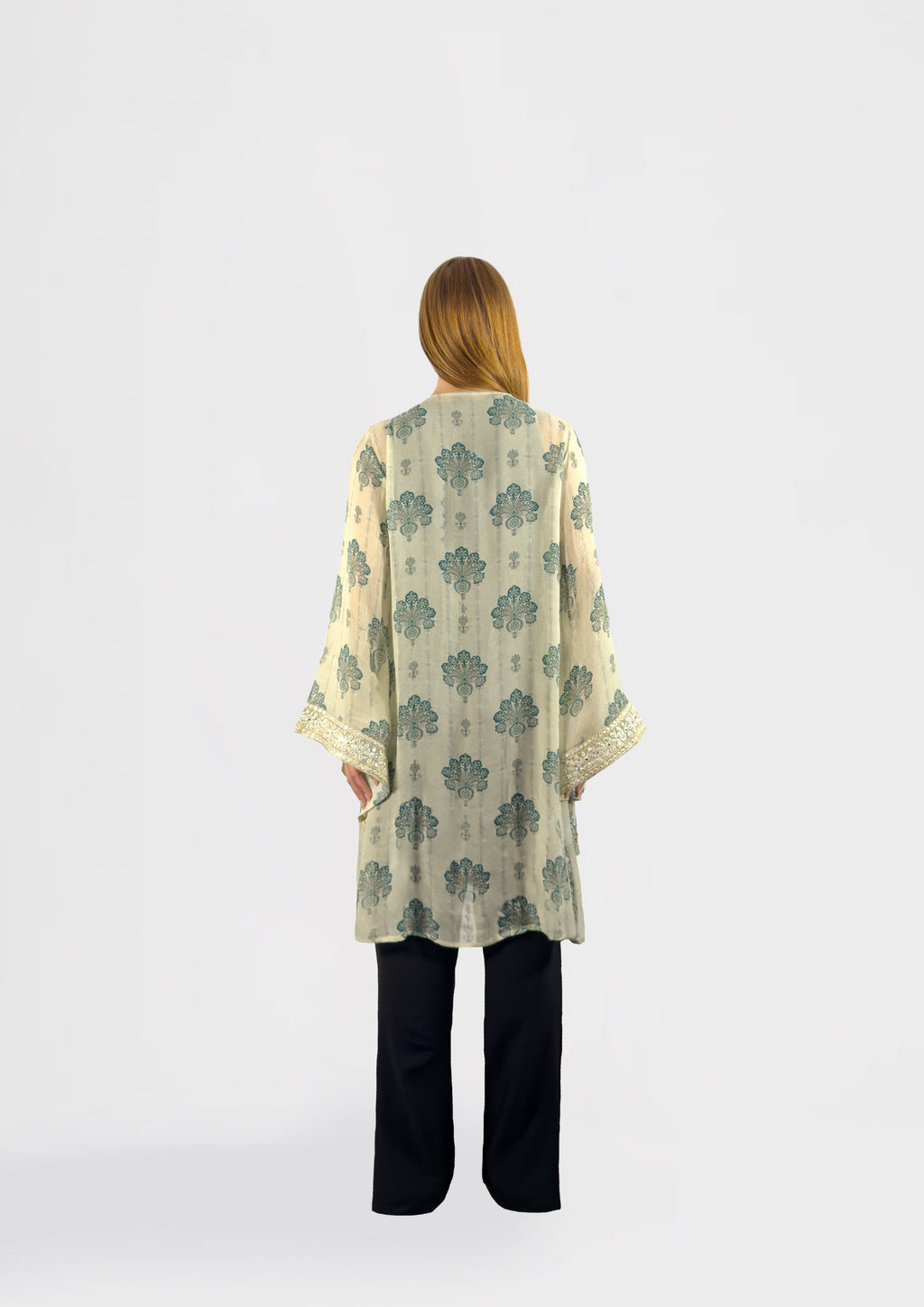Kimono ricamato in opalino
